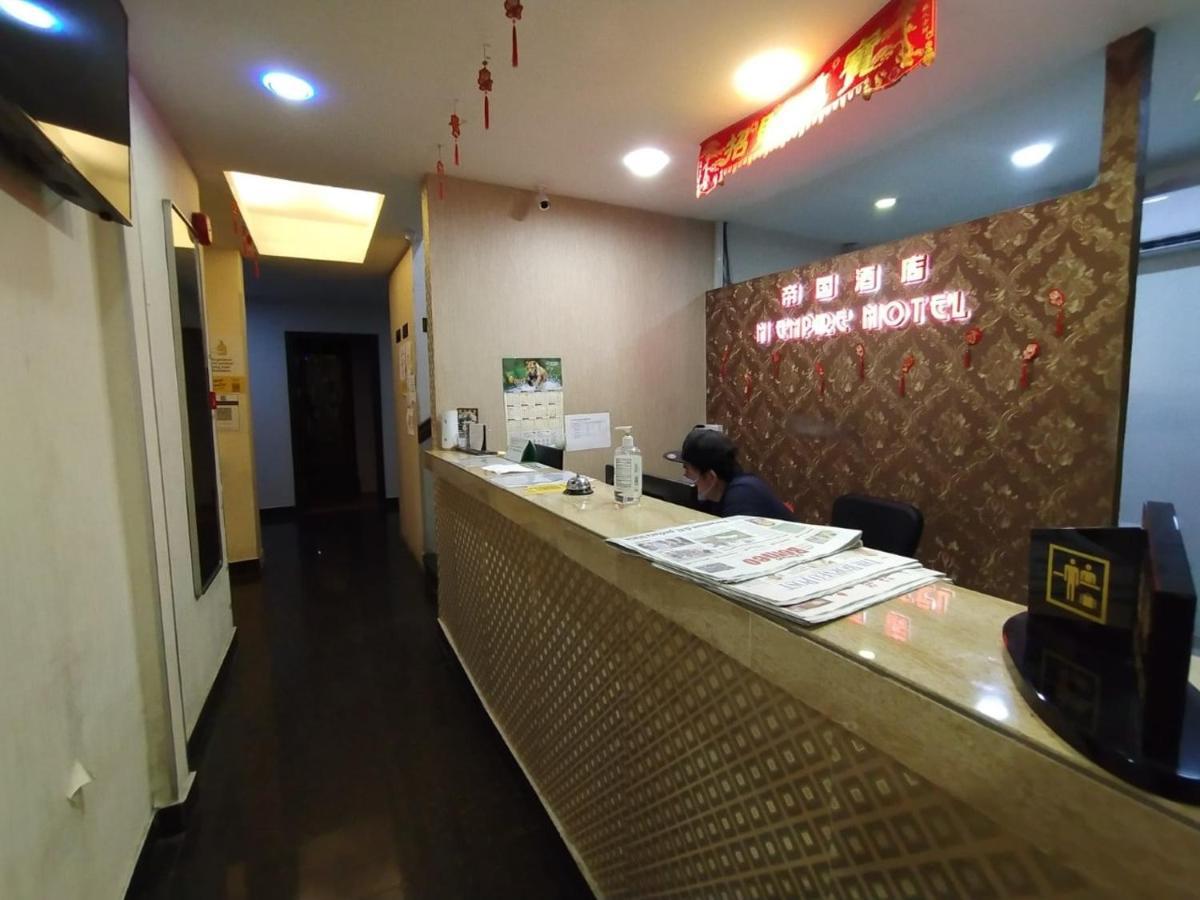 Super Oyo 90668 Joy Inn Miri Dış mekan fotoğraf