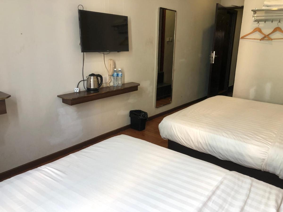 Super Oyo 90668 Joy Inn Miri Dış mekan fotoğraf
