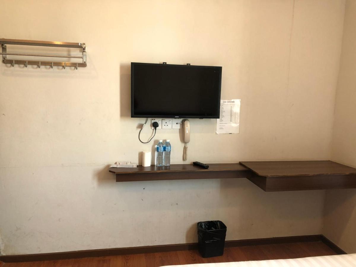 Super Oyo 90668 Joy Inn Miri Dış mekan fotoğraf