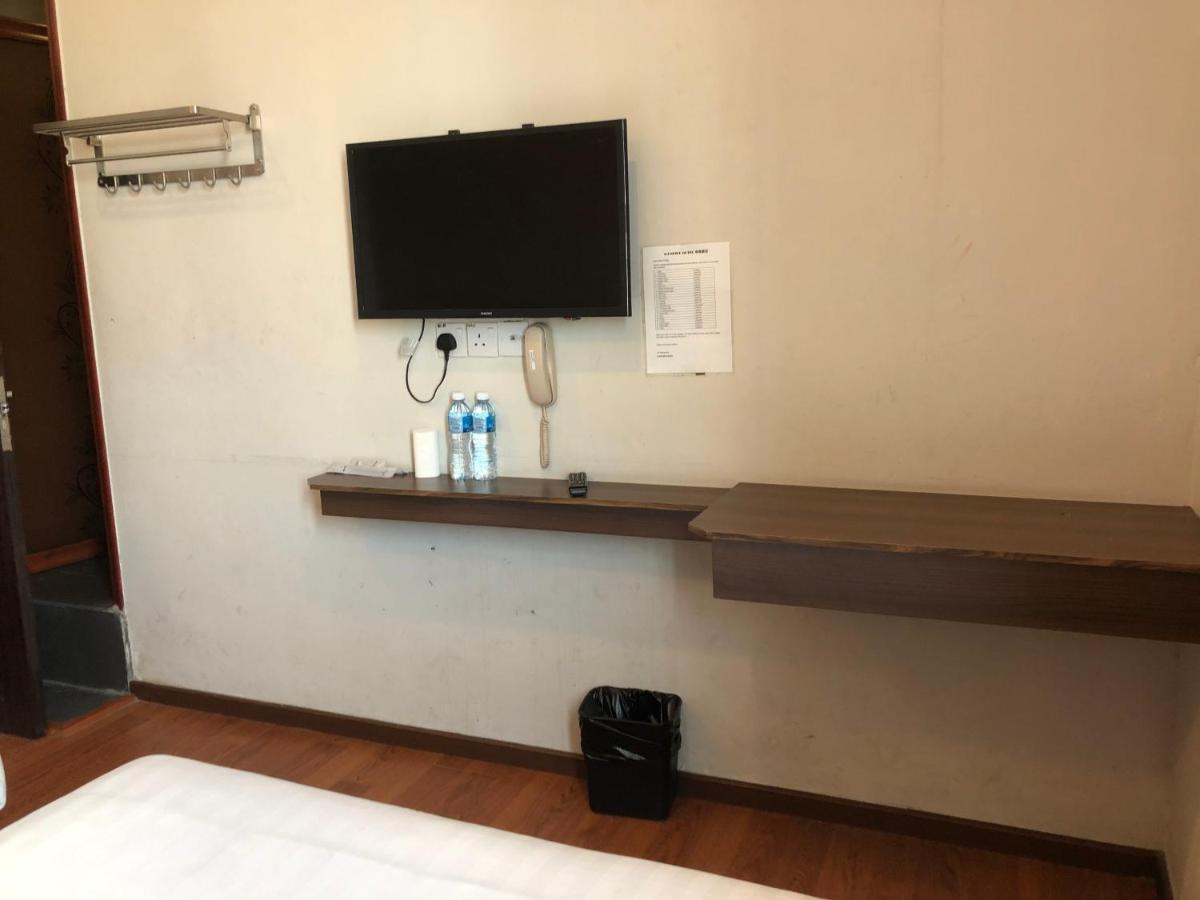 Super Oyo 90668 Joy Inn Miri Dış mekan fotoğraf