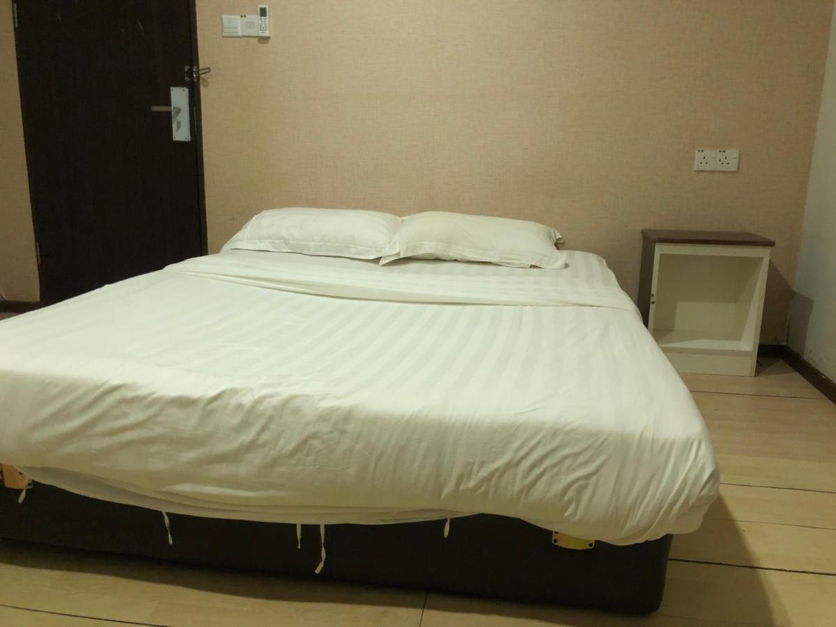 Super Oyo 90668 Joy Inn Miri Dış mekan fotoğraf