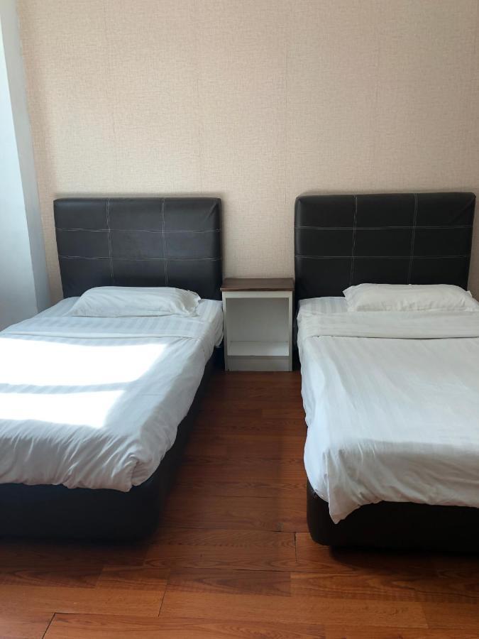 Super Oyo 90668 Joy Inn Miri Dış mekan fotoğraf